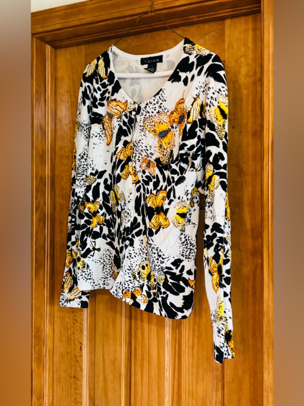 Floral Animal Print Women's cardigan. Butterfly